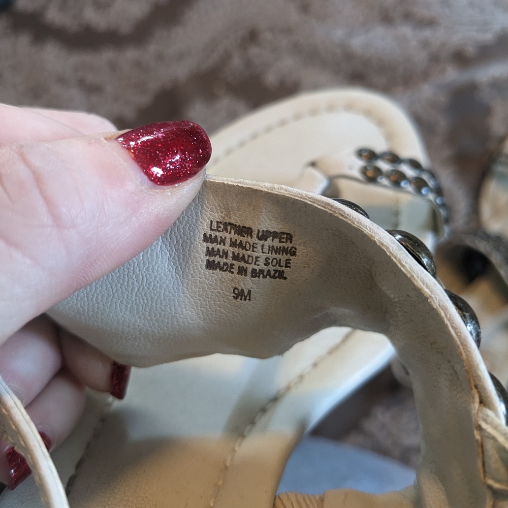 Gianni Bini Sandals - Picture 3 of 5